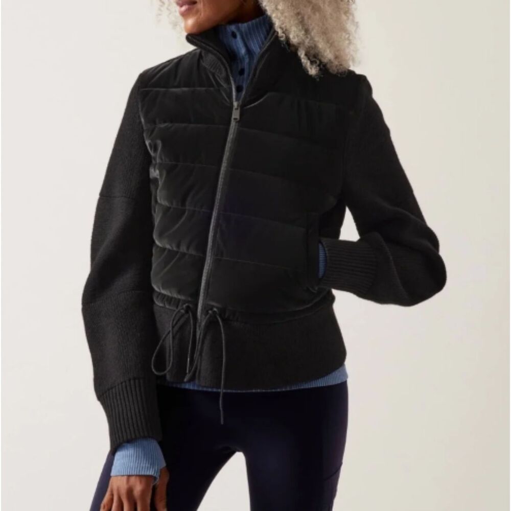 Athleta Hanover Hybrid Black Quilted Velvet Jacket Wide Curve Arms Medium